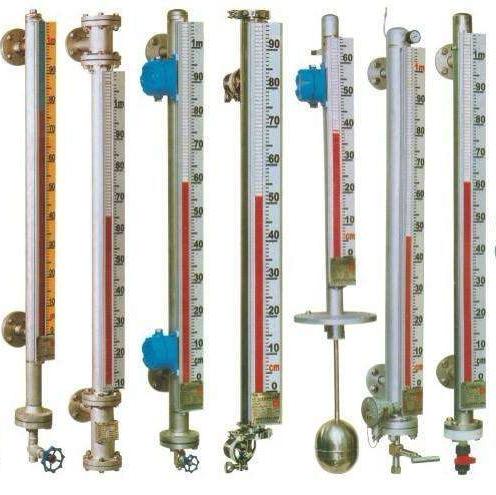 Magnetic flip level meter